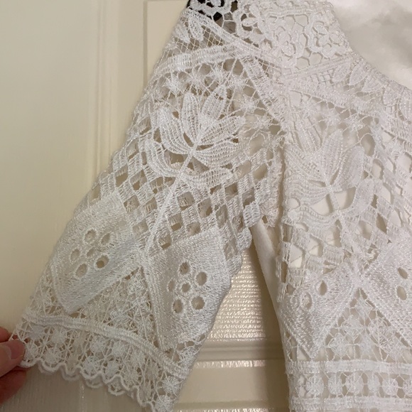 ANTONIO MELANI • Cream Lace Dress - Picture 3 of 5